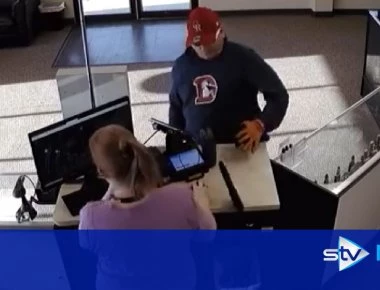 Είναι «ο πιο χαζος ληστής» στην ιστορία - Δείτε τι έκανε - Βίντεο